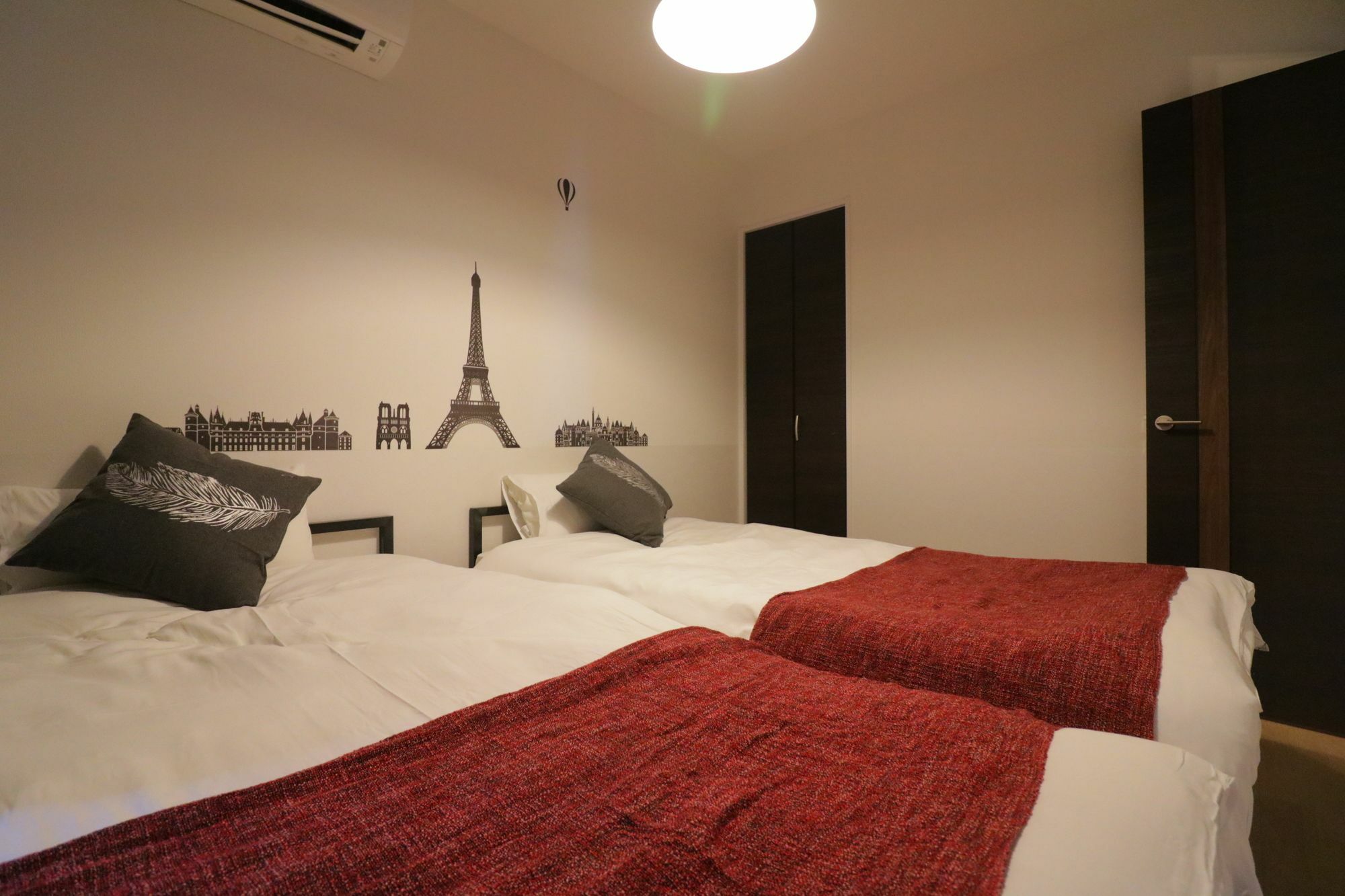 Hg Cozy Hotel No 22 鶴橋駅前 Osaka Exterior photo